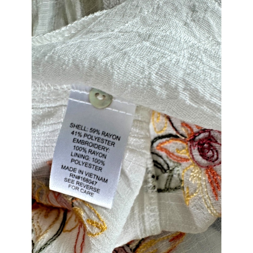 Rose & Everly Sunflower Embroidered Lace Inset Boho Cottage Blouse NWT Women's M - Picture 10 of 12